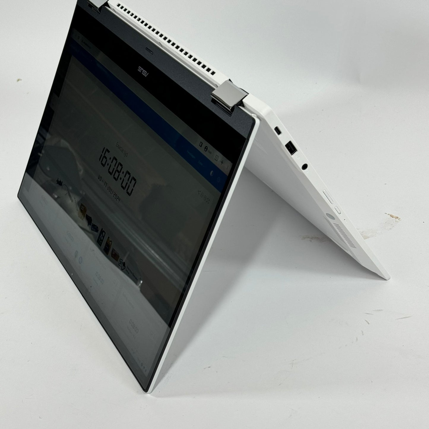 Asus Chromebook Flip - CB5500FE wit 15,6"