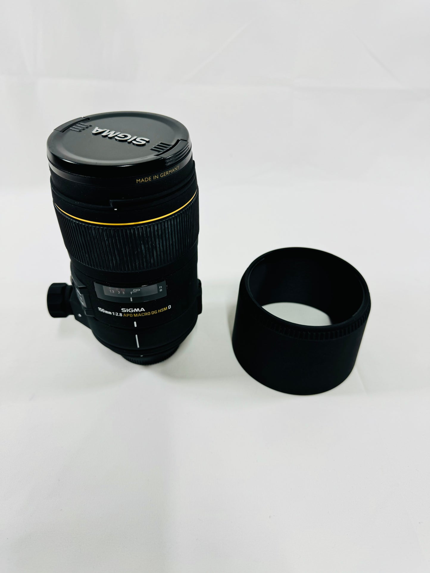 Sigma 150mm f/2.8 APO Macro DG HSM (Nikon) incl. B+W F-Pro E UV Haze